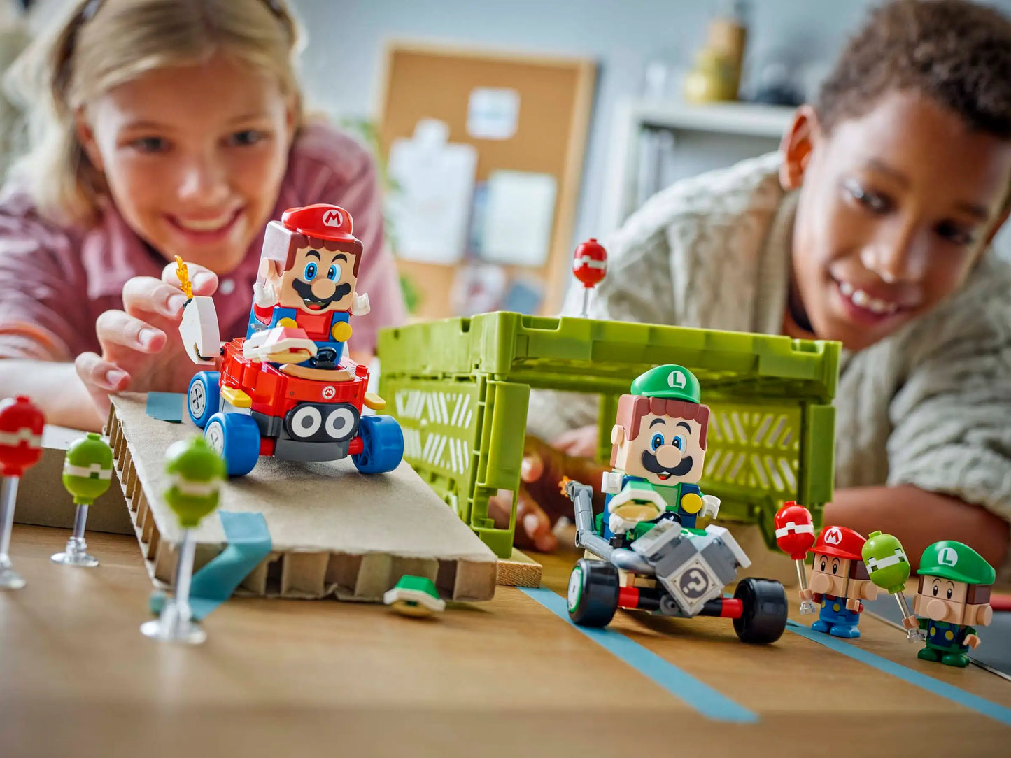 Mario Kart™: Bebé Mario vs. Bebé Luigi (72034)